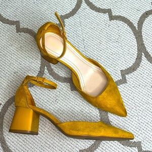 Bershka mustard Yellow Faux Suede Ankle Strap Block Heels pointed toe